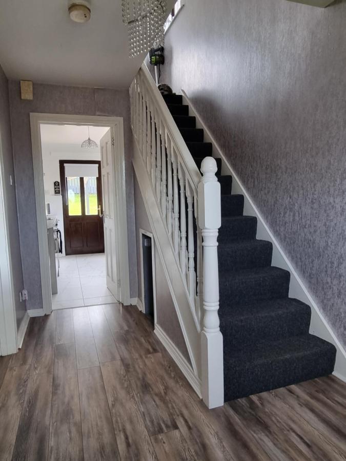 Private Room City Skyline And Mountain Views Close Too Belfast Centre And Airports Free Parking Luaran gambar
