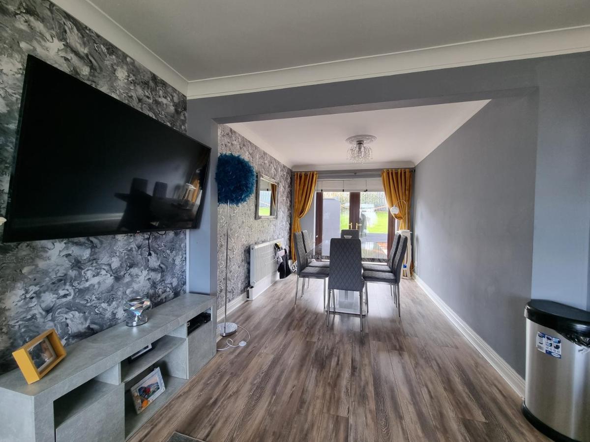 Private Room City Skyline And Mountain Views Close Too Belfast Centre And Airports Free Parking Luaran gambar